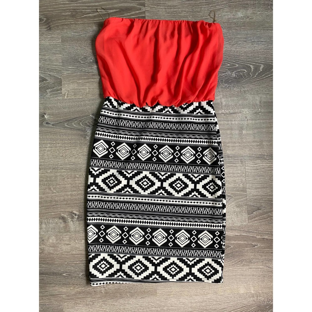 No String Attached Body Con Dress Size L
